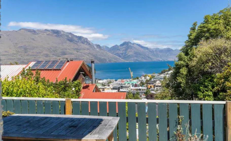 Fantastic Views, Close To Town 2 Bedroom Apartment Queenstown Exterior foto